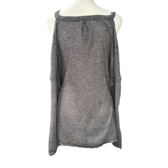 Deletta Anthropologie size XS Blue  Cold Shoulder Round‎ Neck Stretch Knit Top - Picture 3 of 11